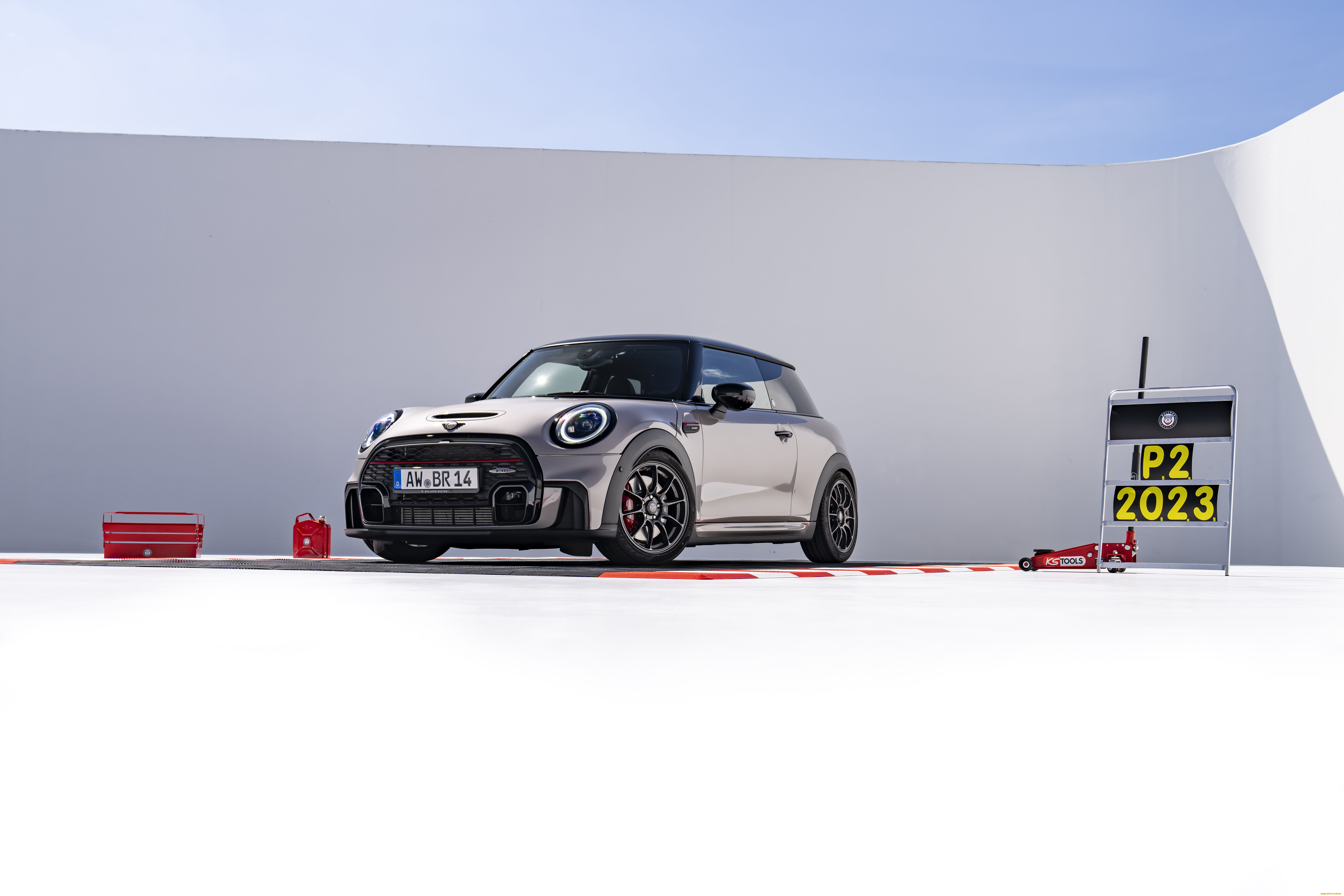 , mini